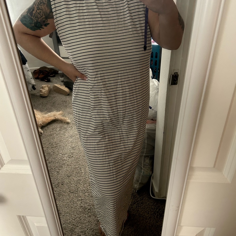 Old Navy Gold and White Sheath Maxi Dress